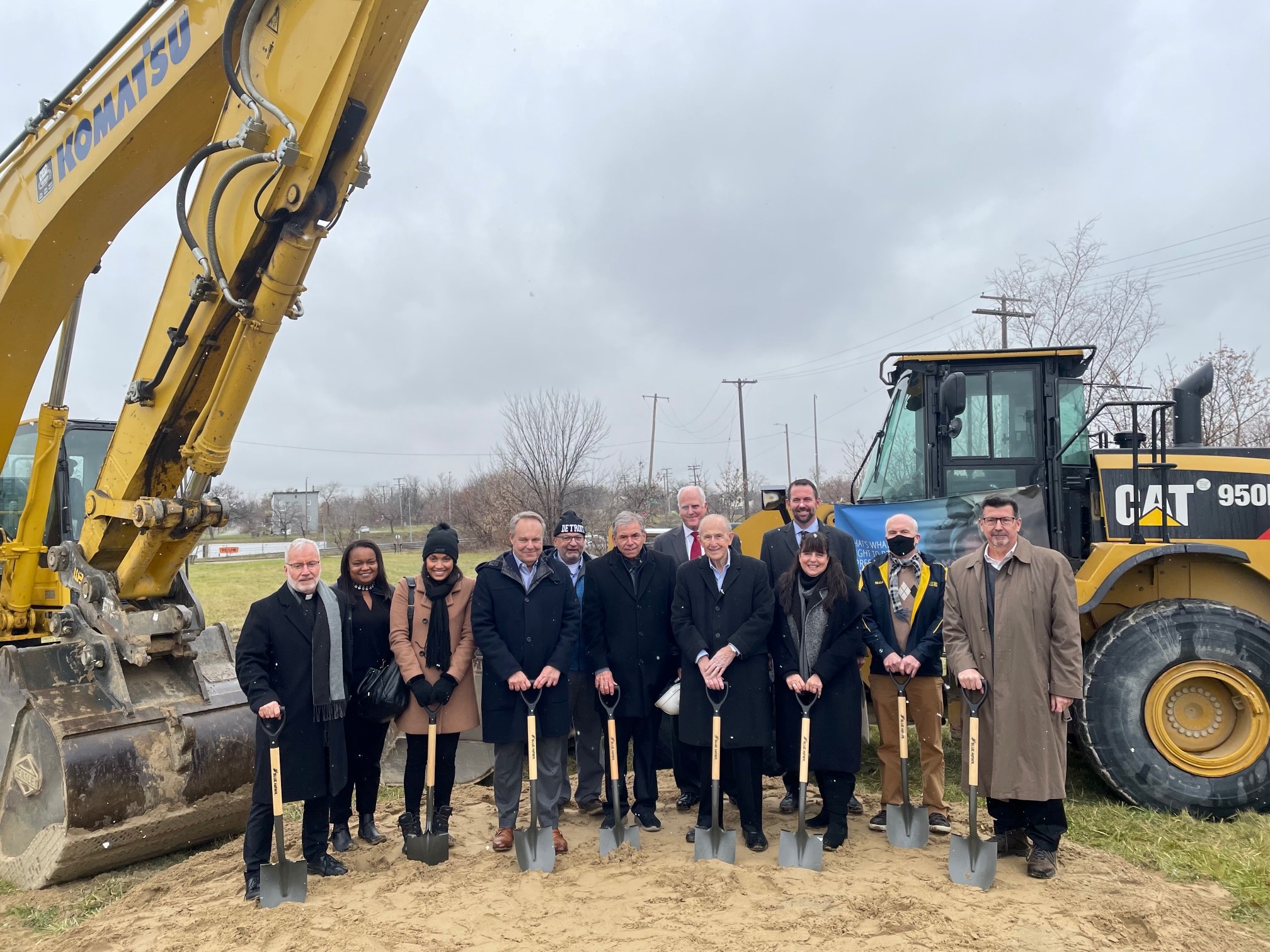 Construction team for Pope Francis Center's new Bridge Housing Project